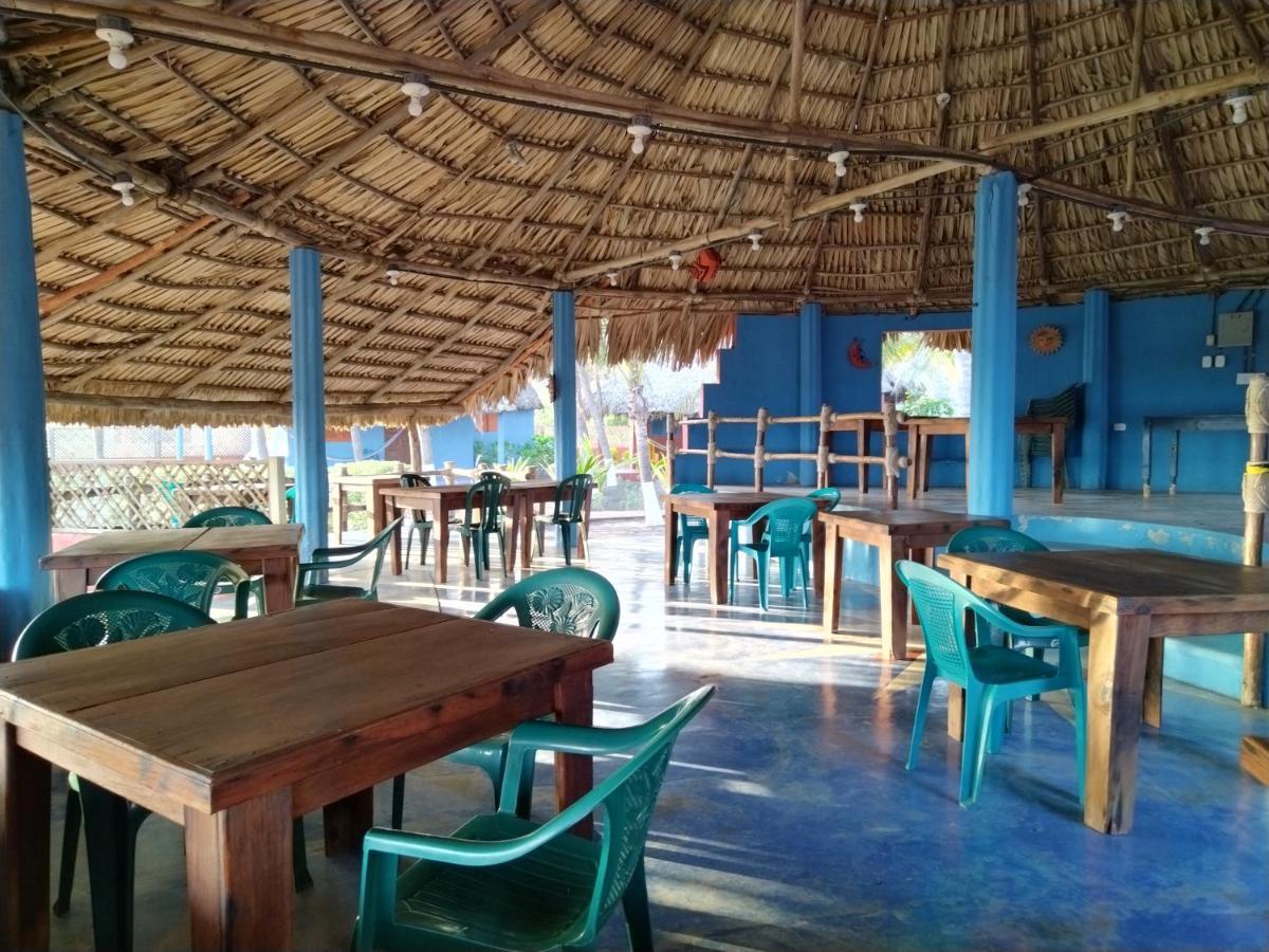 Hotel Pez De Oro Monterrico Kültér fotó