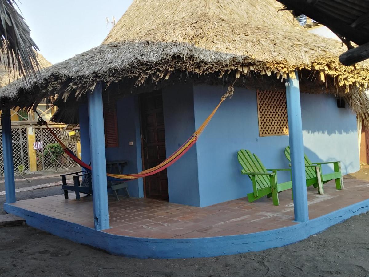 Hotel Pez De Oro Monterrico Kültér fotó